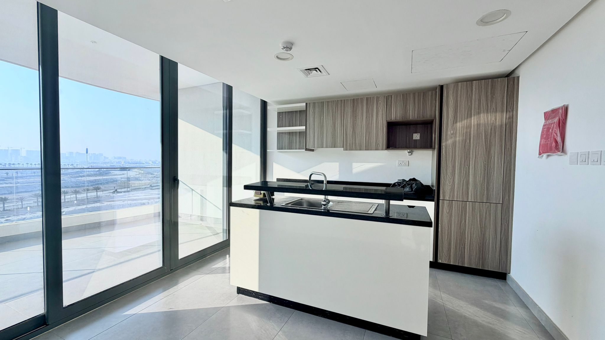 LUXURY DUPLEX | MAID ROOM | PRIME LOCATION