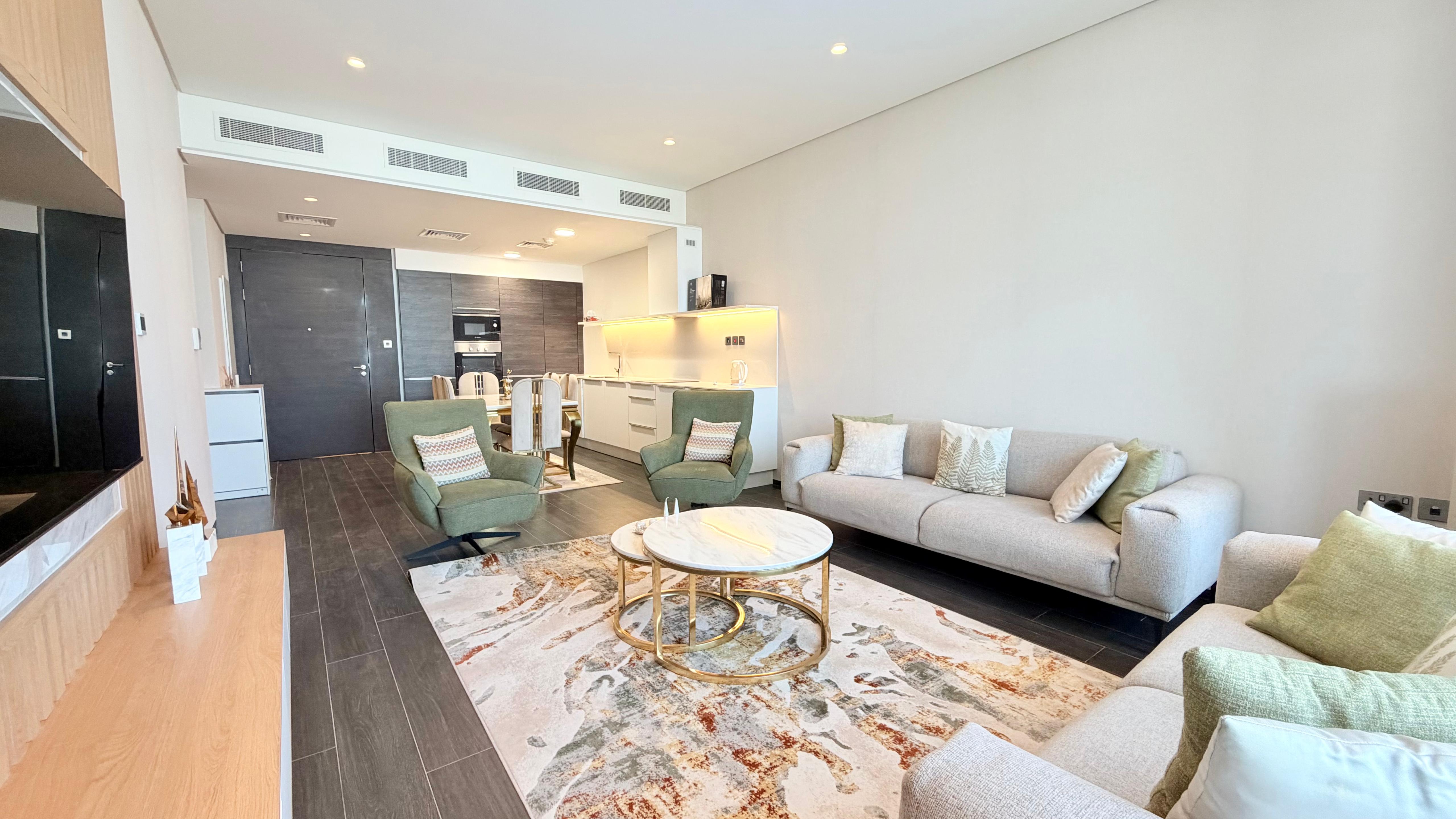 Sea view Luxury One bedroom apartment in Bahrain Financial Harbor 