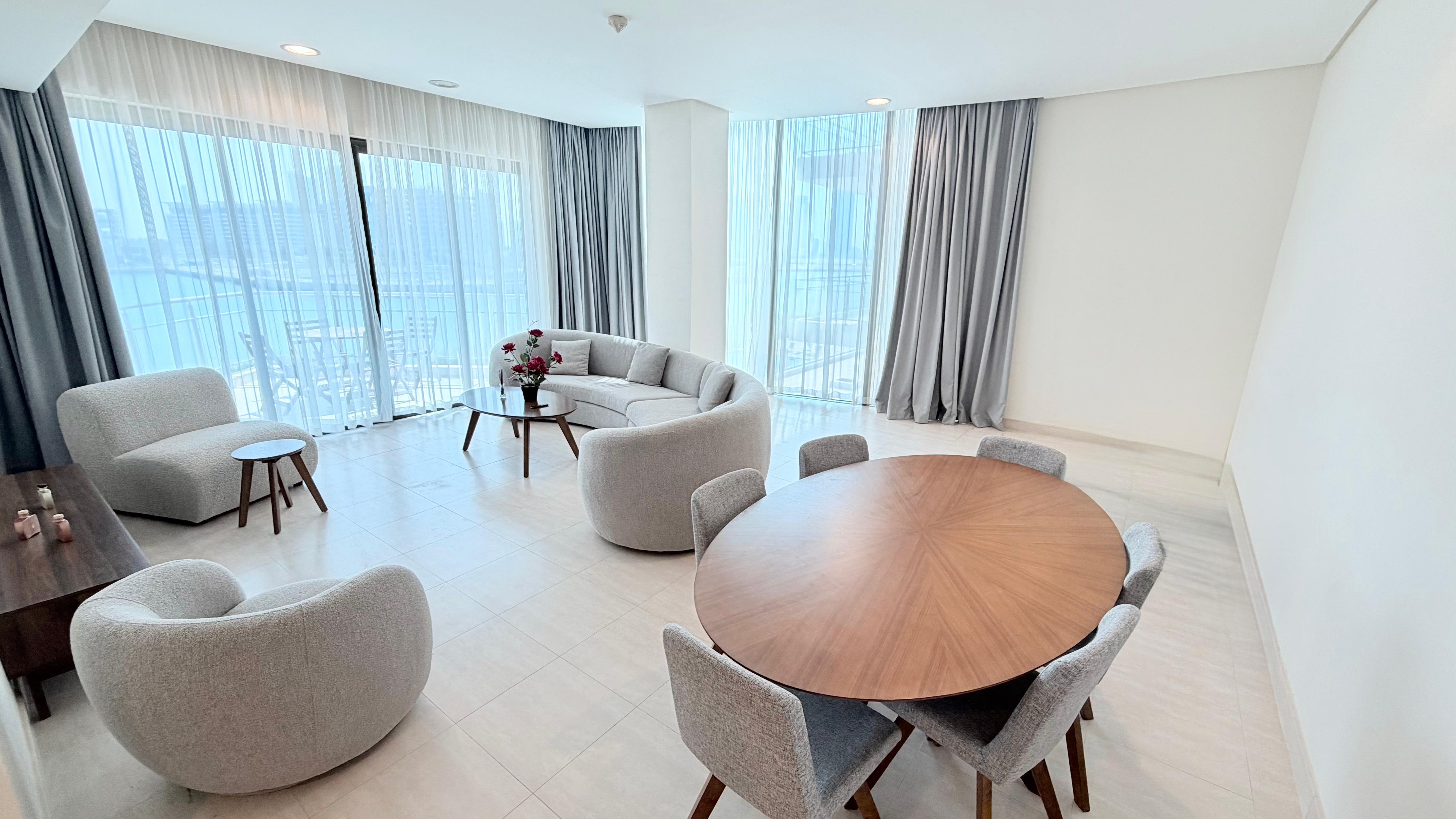 Sea view Large Two bedrooms in Reef Island