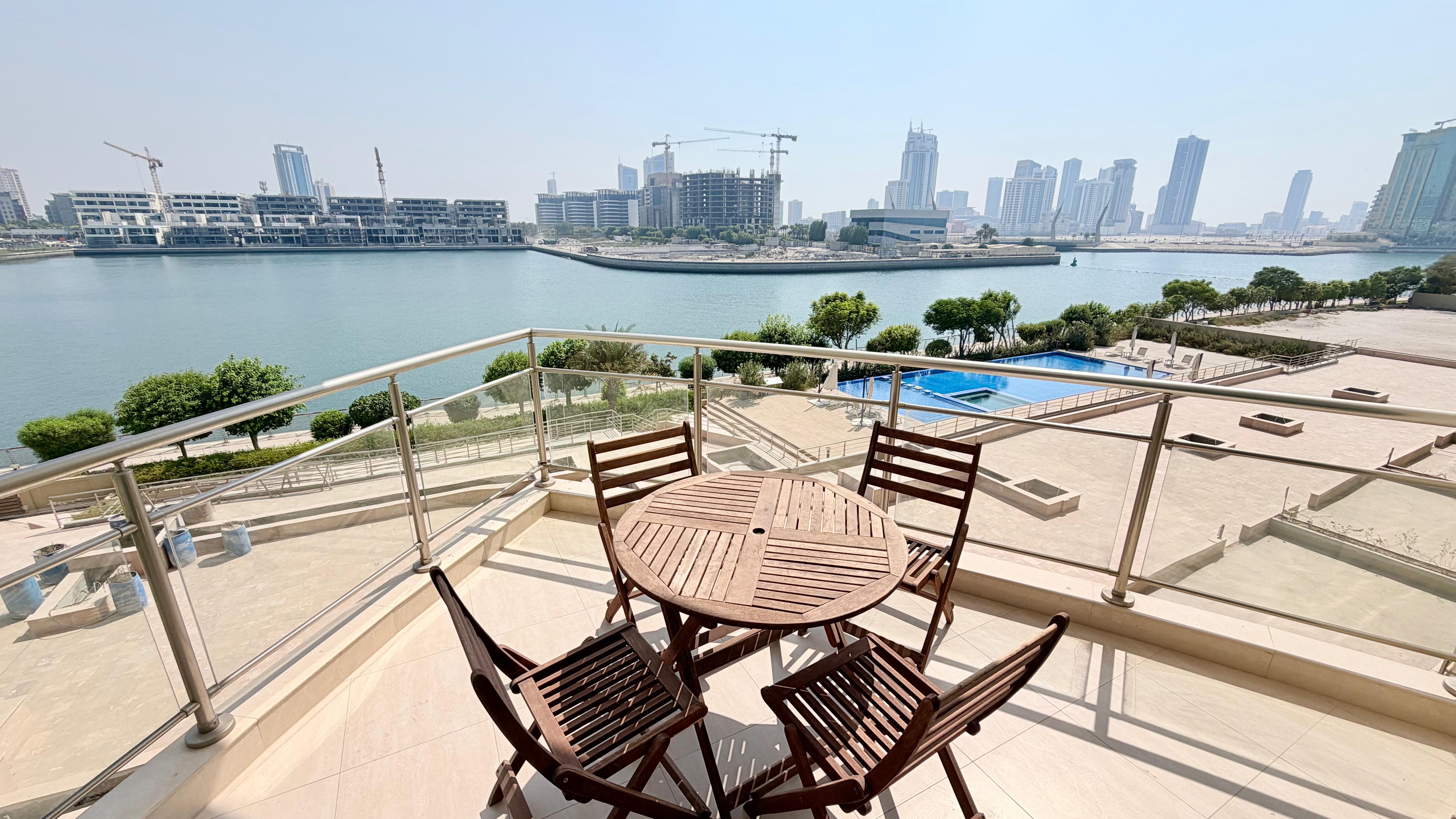 Sea view Large Two bedrooms in Reef Island