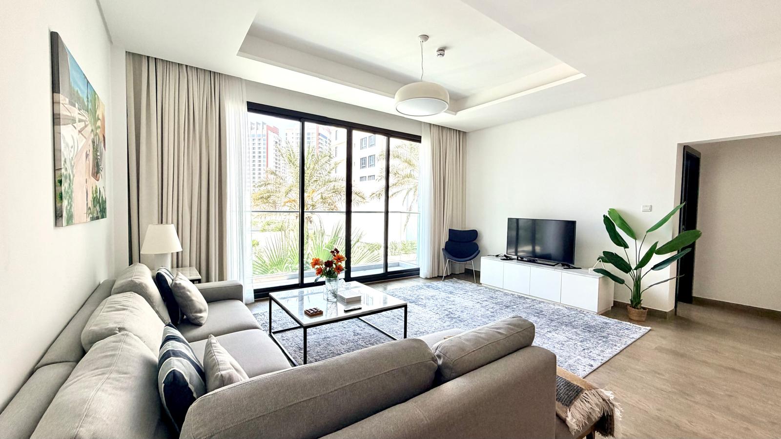 Luxury 2BR | Spacious Layout | Balcony | Amwaj