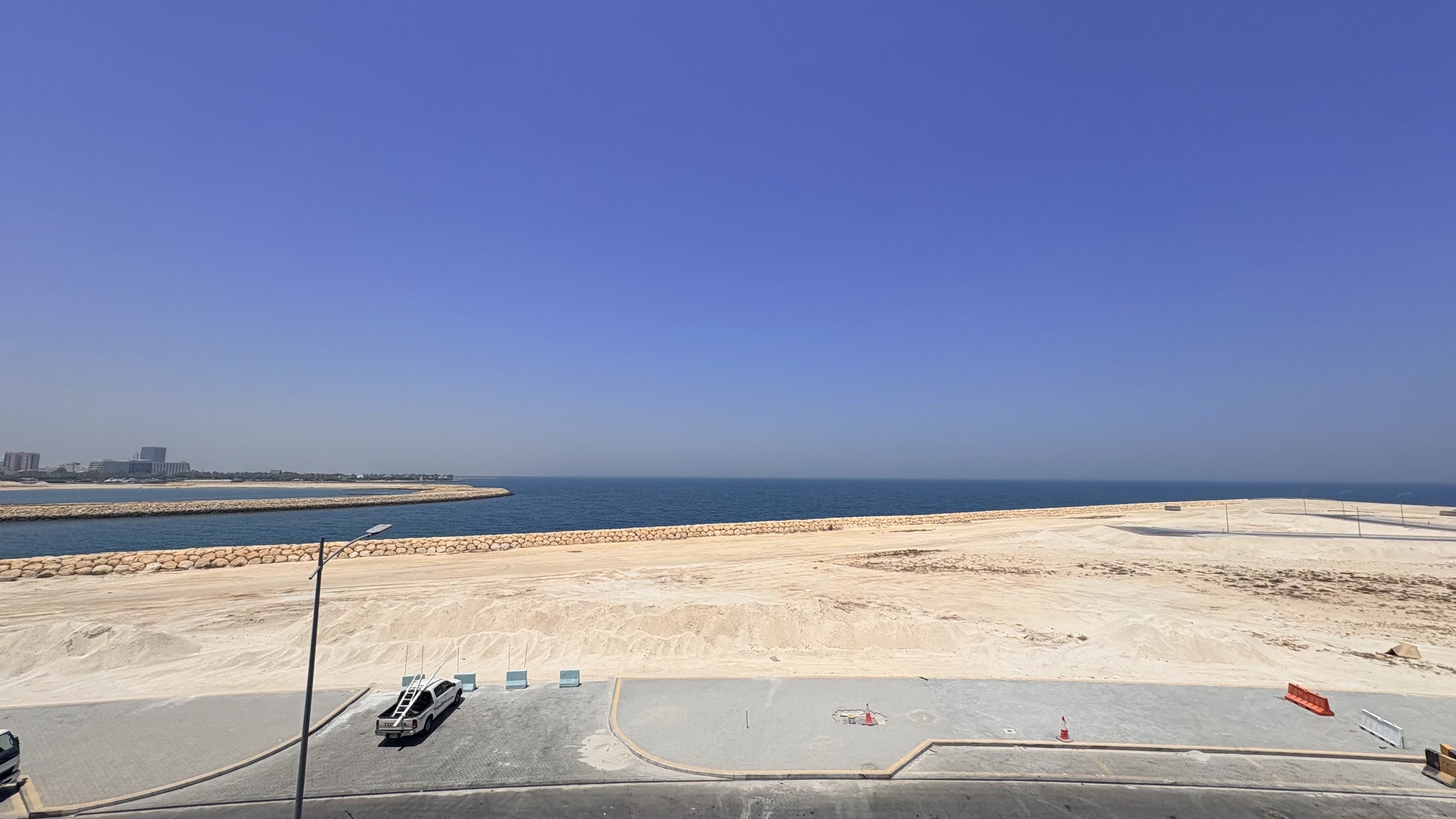 SEA VIEW | BALCONY | SEMI FURNISHED | WATERGARDEN CITY