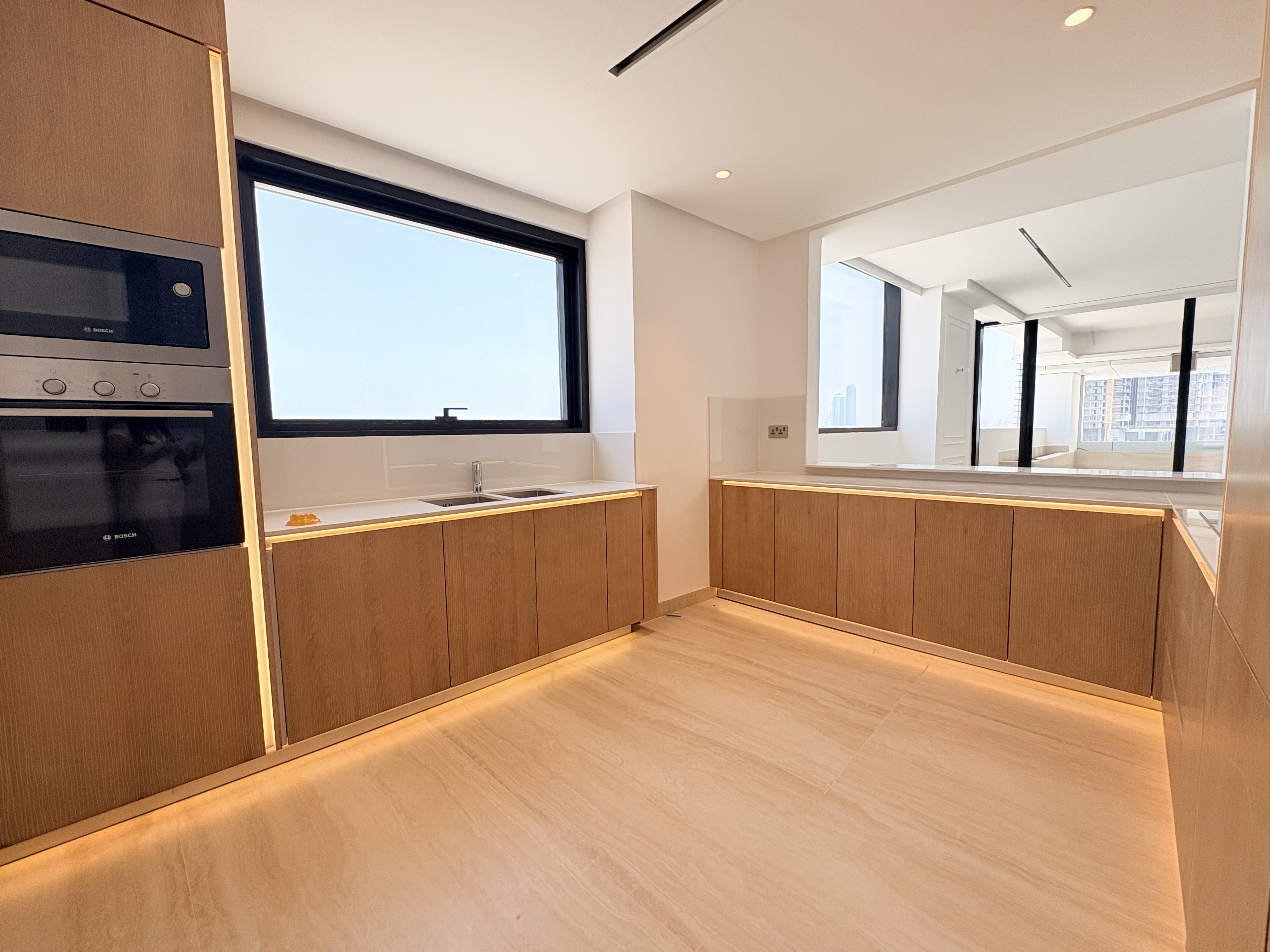 PRIVATE GARDEN | SPACIOUS | MAIDS ROOM