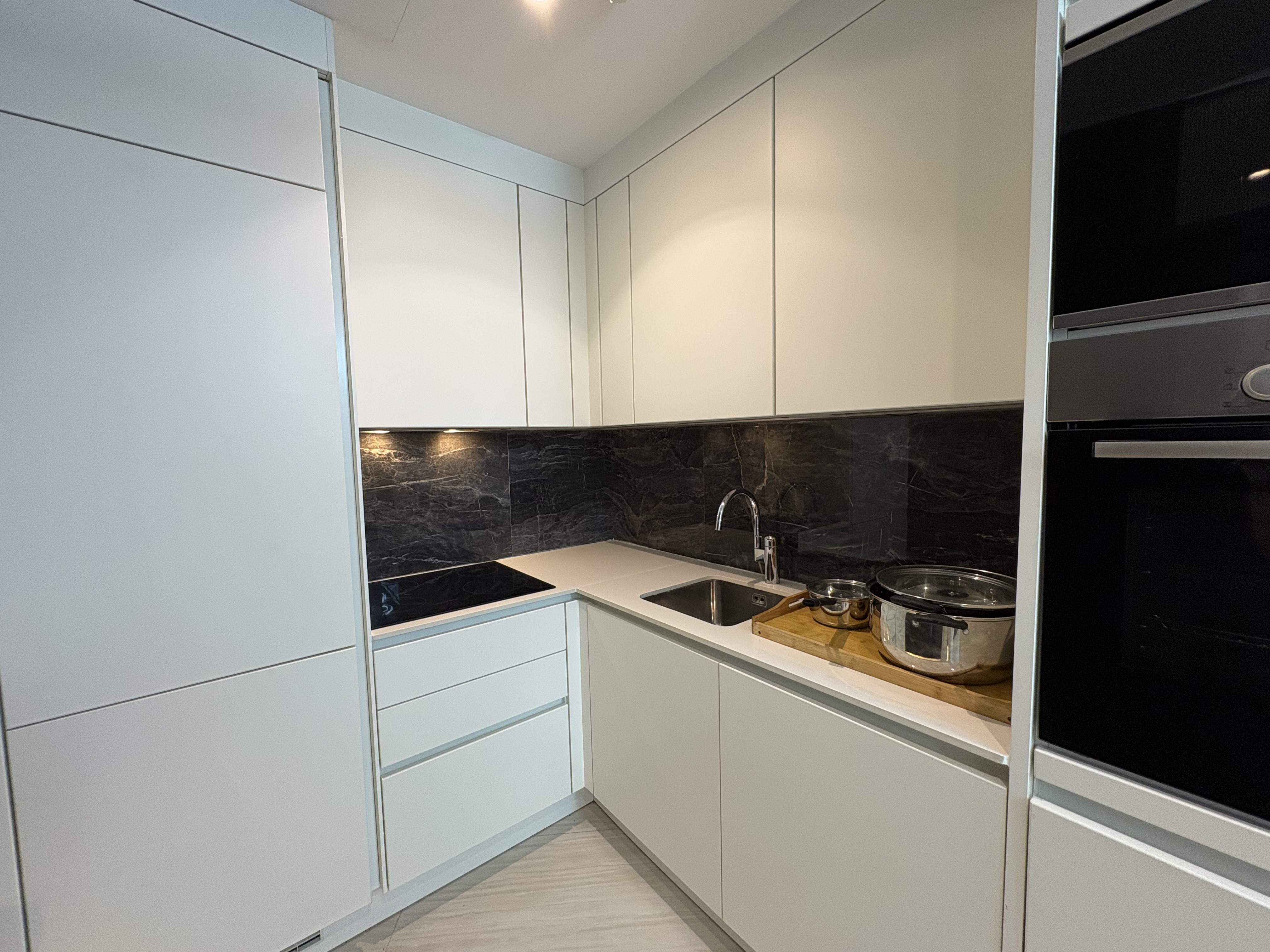 SEA VIEW | HIGH FLOOR | FULLY FURNISHED | WATERGARDEN CITY