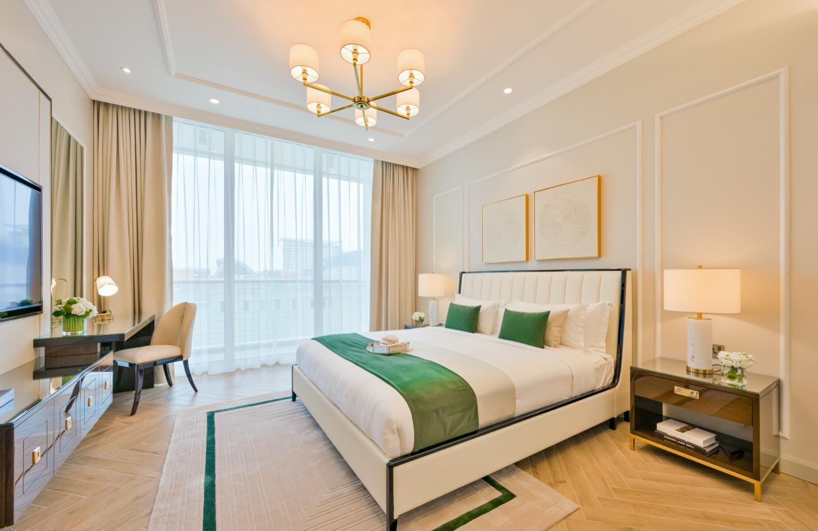 CITY VIEW | FURNISHED | HOUSEKEEPING | SEEF