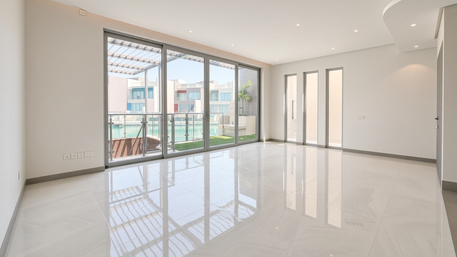 Canal View | Maids Room | Al Naseem | Exclusive