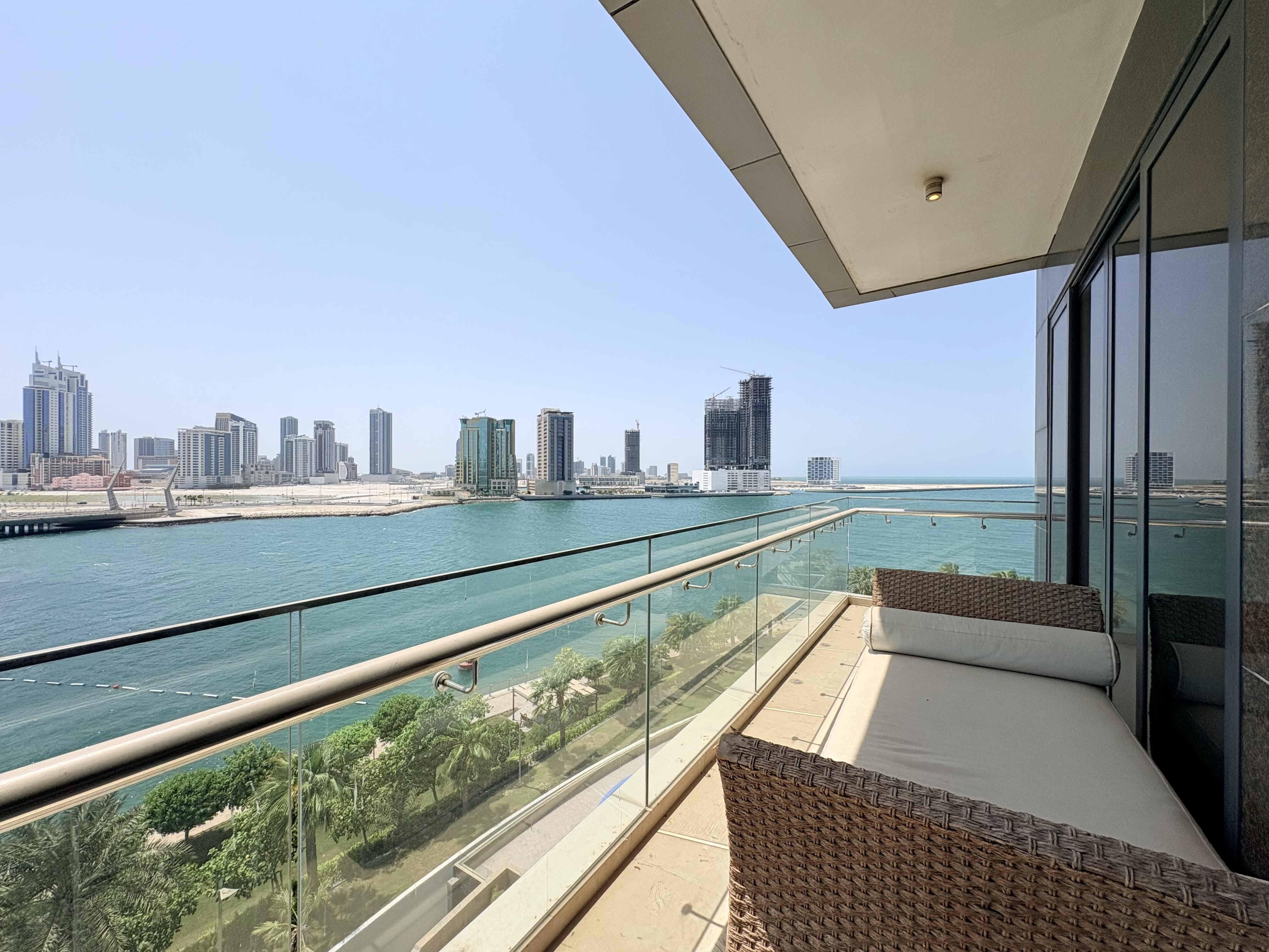 SEA VIEW | BALCONY | SPACIOUS 1BR | REEF ISLAND