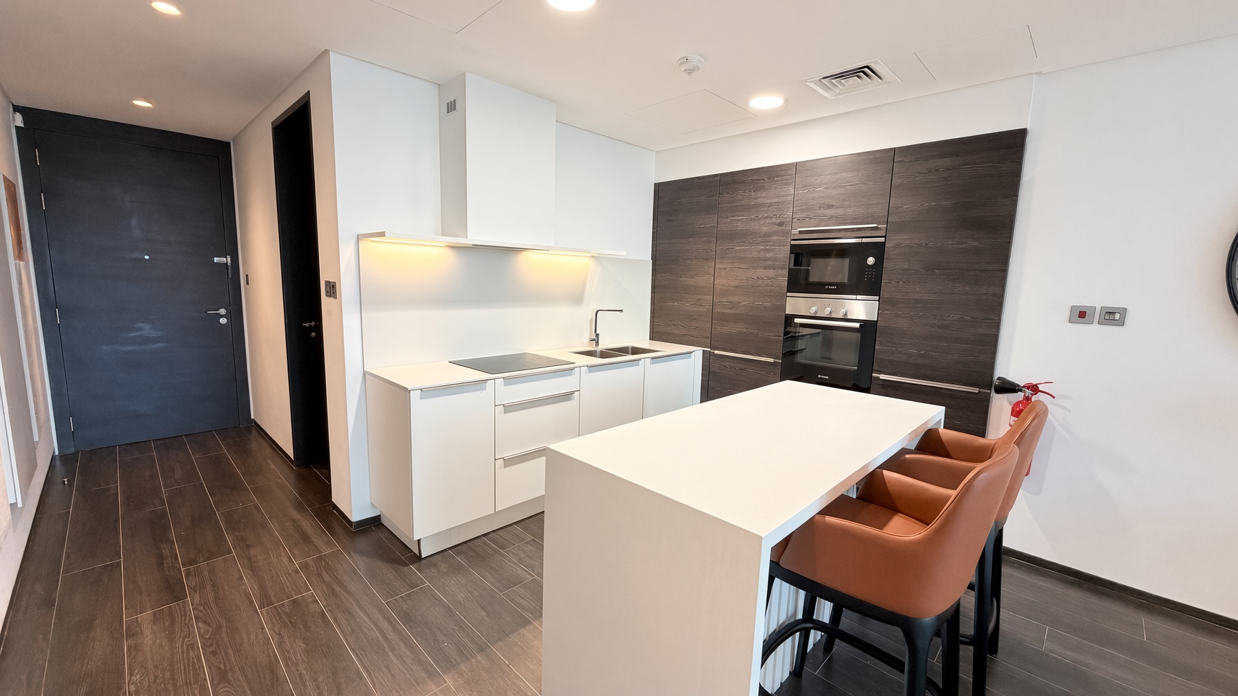 Sea View | Spacious| Maids + Store Room